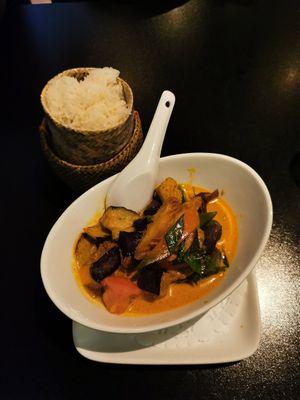 Red curry duck at ChuChai in Montreal