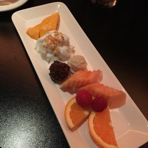 Trio de desserts inclus dans la table d'hôte at ChuChai in Montreal