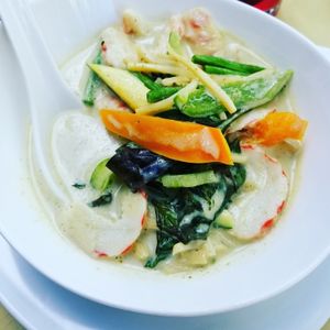 shrimp in a green curry at ChuChai in Montreal