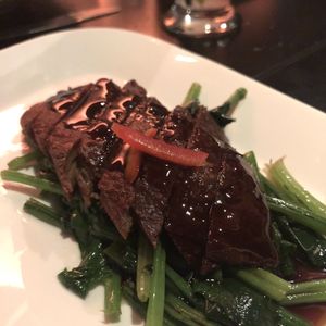 Célèbre canard laqué at ChuChai in Montreal