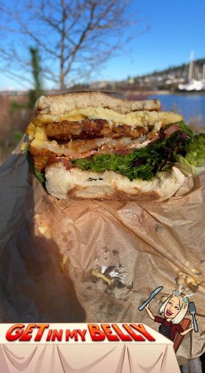 Weekend at Bernie’s 🤤🤤 pick 2 toppings, mixed greens and tomato. Added a slice of vegan bacon  *chefs kiss*  at New Public - Food Truck in Bellingham