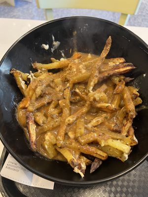 Vegan poutine 🤤   at Copper Branch in Ottawa