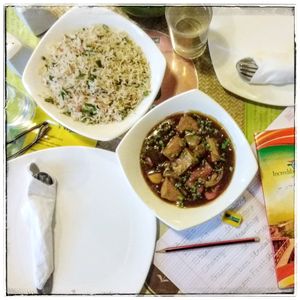 ? Vegan lunch with Veg Fried Rice and Spicy Vegetables with Tofu at First Flush in Kolkata