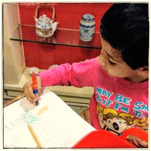 Artist at work. Roopkatha's first visit to First Flush. at First Flush in Kolkata