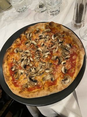 Excellent pizza with vegan cheese   at Bar Italia in Edinburgh