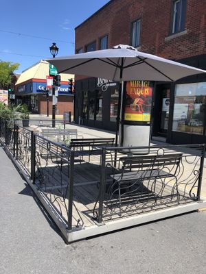 Patio at Audacieuse Vanille in Montreal