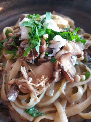  at Rococo in Hawthorn