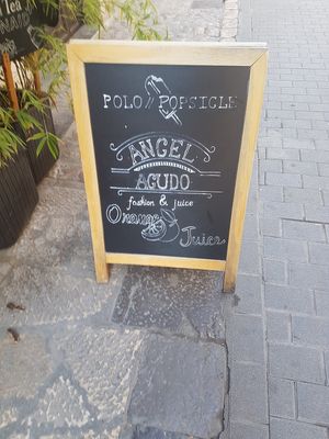 Angel Agudo - advertising in the street at Angel Agudo in Mallorca