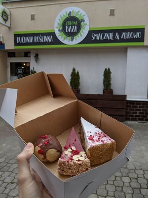 cakes for takeaway at Zielona Baza in Rzeszow