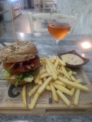 Avo Thai Twist with fries and homemade vegan Sriracha Mayo at Balance Bowl in Gzira
