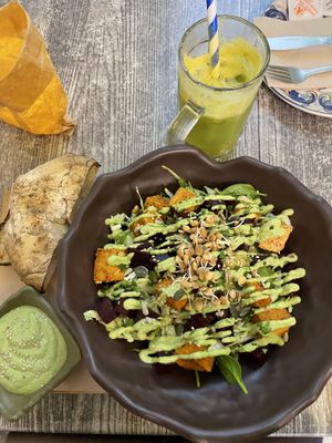 Tofulicious salad, 10/10!  #Veganuary at Balance Bowl in Gzira