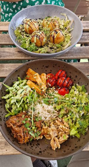 Absolutely delicious food, excellent service, great value for money, second visit here, would 💯 recommend x  at Balance Bowl in Gzira