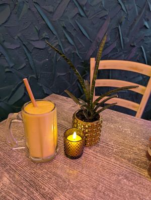 Tropical smoothie at Balance Bowl in Gzira