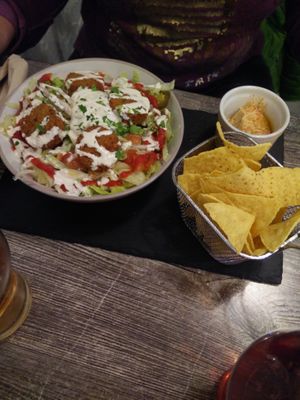 Falafel Salad with Hummus Dip (6,55 €) at Balance Bowl in Gzira