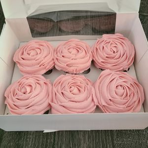 Vegan Cupcakes at Shana Cake in Topeka