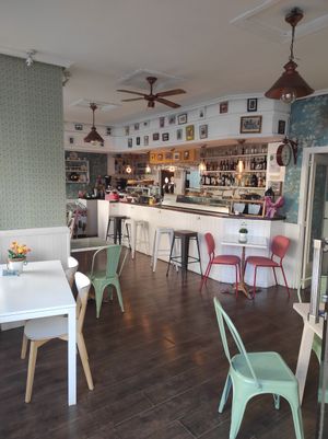 Inside at Salamanca Magenta Cafe & Bar in Salamanca