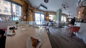  at Salamanca Magenta Cafe & Bar in Salamanca