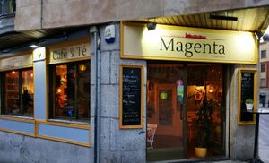 The entrance at Salamanca Magenta Cafe & Bar in Salamanca