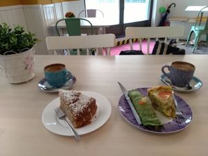 Incredible cake and delicious quiche at Salamanca Magenta Cafe & Bar in Salamanca