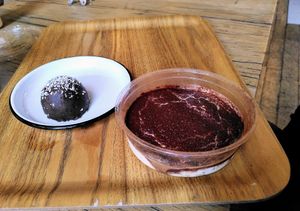 Bounty + Tiramisu at Wild & The Moon - Saint Honoré in Paris