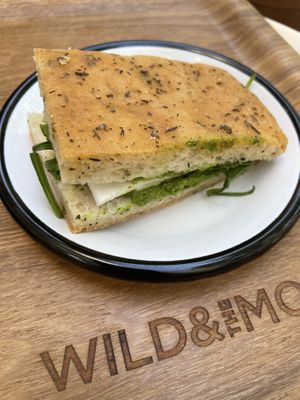 Cheezy bread   at Wild & The Moon - Saint Honoré in Paris