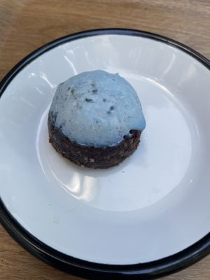 Cloud truffle   at Wild & The Moon - Saint Honoré in Paris