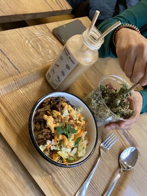 muy buena comda  at Wild & The Moon - Saint Honoré in Paris