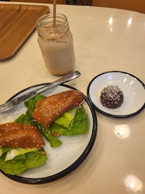  at Wild & The Moon - Saint Honoré in Paris