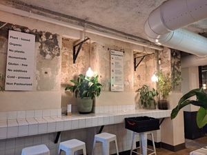 Interior at Wild & The Moon - Saint Honoré in Paris