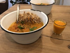 Curry and “Bam” Shot  at Wild & The Moon - Saint Honoré in Paris