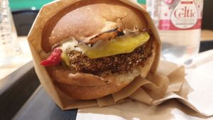 Cheese Burger (Vegan) at Theory (ex-BurgerTheory) in Paris