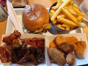  at Theory (ex-BurgerTheory) in Paris