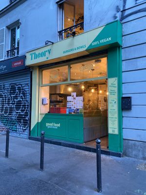 The outside  at Theory (ex-BurgerTheory) in Paris
