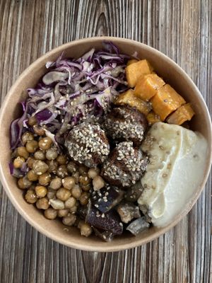 Chickpeas & love bowl to go at Theory (ex-BurgerTheory) in Paris
