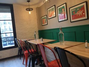 Tables inside (first floor) at Theory (ex-BurgerTheory) in Paris