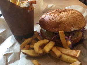 Le King Kong with fries  at Theory (ex-BurgerTheory) in Paris