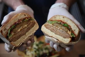 Burger vegan at Theory (ex-BurgerTheory) in Paris