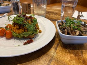 Vegan Avo on Toast at Café Du Parc in Killarney