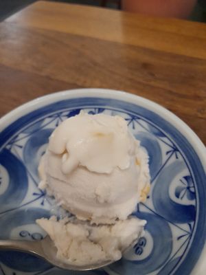 Vegan vanilla icecream at Mang's Mania in Ho Chi Minh City