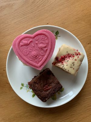 Vegan valentine's day treats!♥️ at Villa La Vida in Egmond Aan Zee