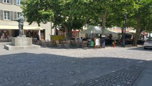 Outside seating at Waldmeier in Aarau