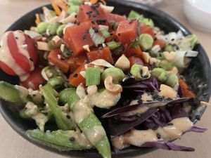 Bowl Ahi Hawaiian Tina  at La Teca Burger in Sabadell