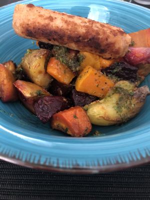 Tapa de “Raíces” at La Teca Burger in Sabadell