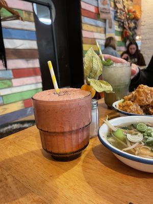 Sunrise   at li.ke in Berlin