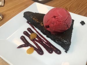 Brownie at Roots & Rolls in Barcelona