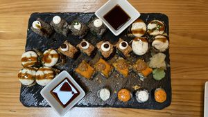 Sushi degustación   at Roots & Rolls in Barcelona