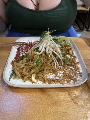 pad thai  at Roots & Rolls in Barcelona
