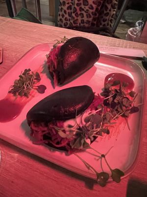 bao deluxe = sooo yummy   at Roots & Rolls in Barcelona