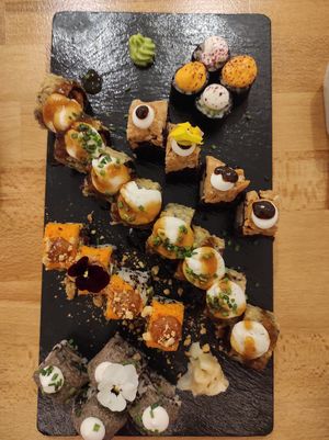 Degustación sushi at Roots & Rolls in Barcelona