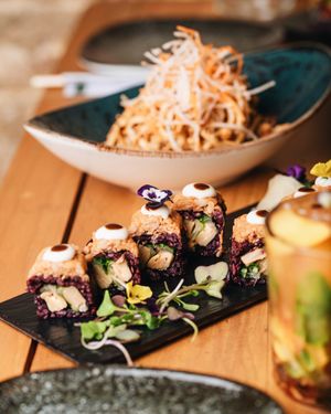 Jumpin' Jack uramaki with heura  at Roots & Rolls in Barcelona